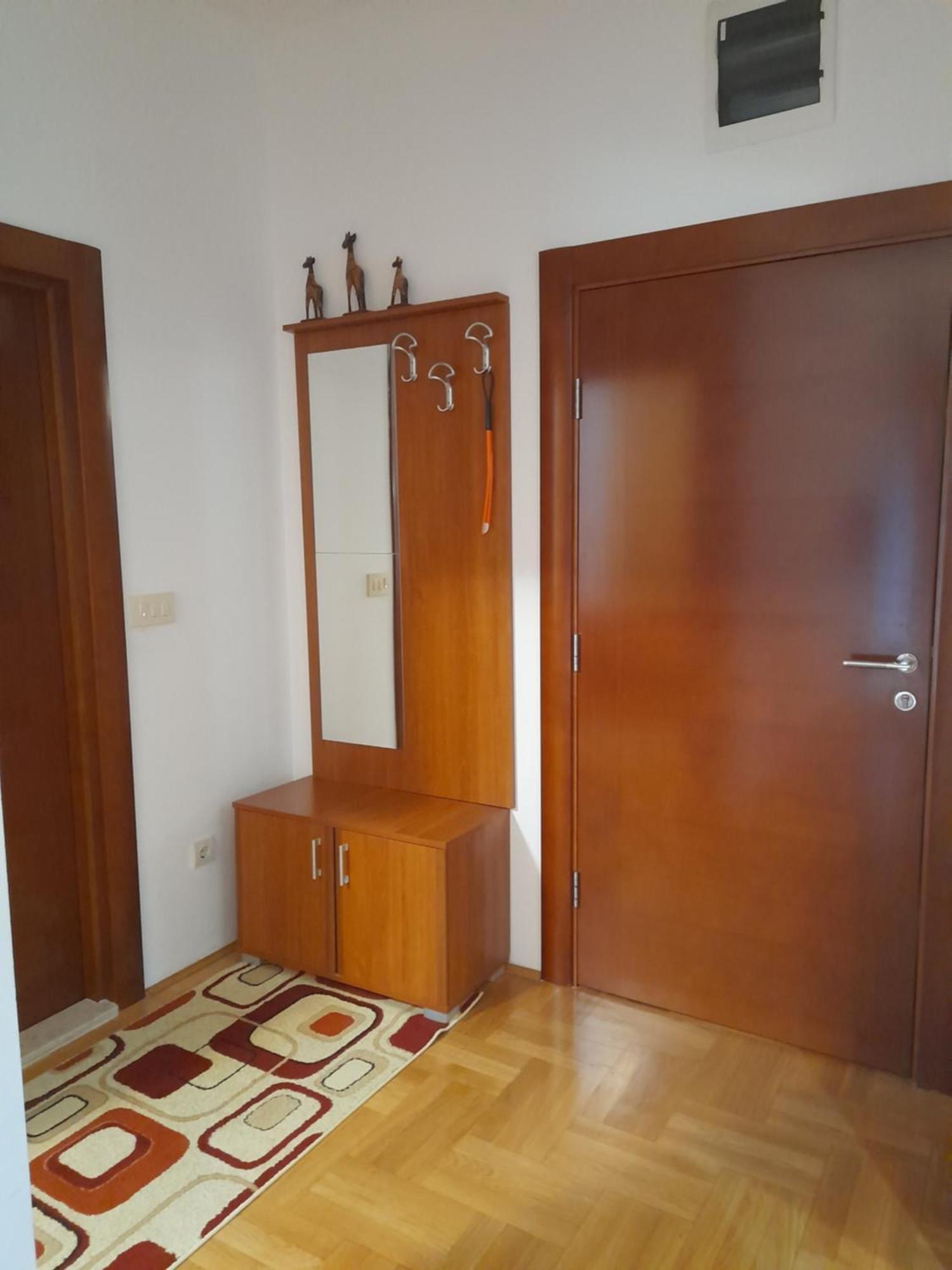 Apartman D&p With Garage Apartment *