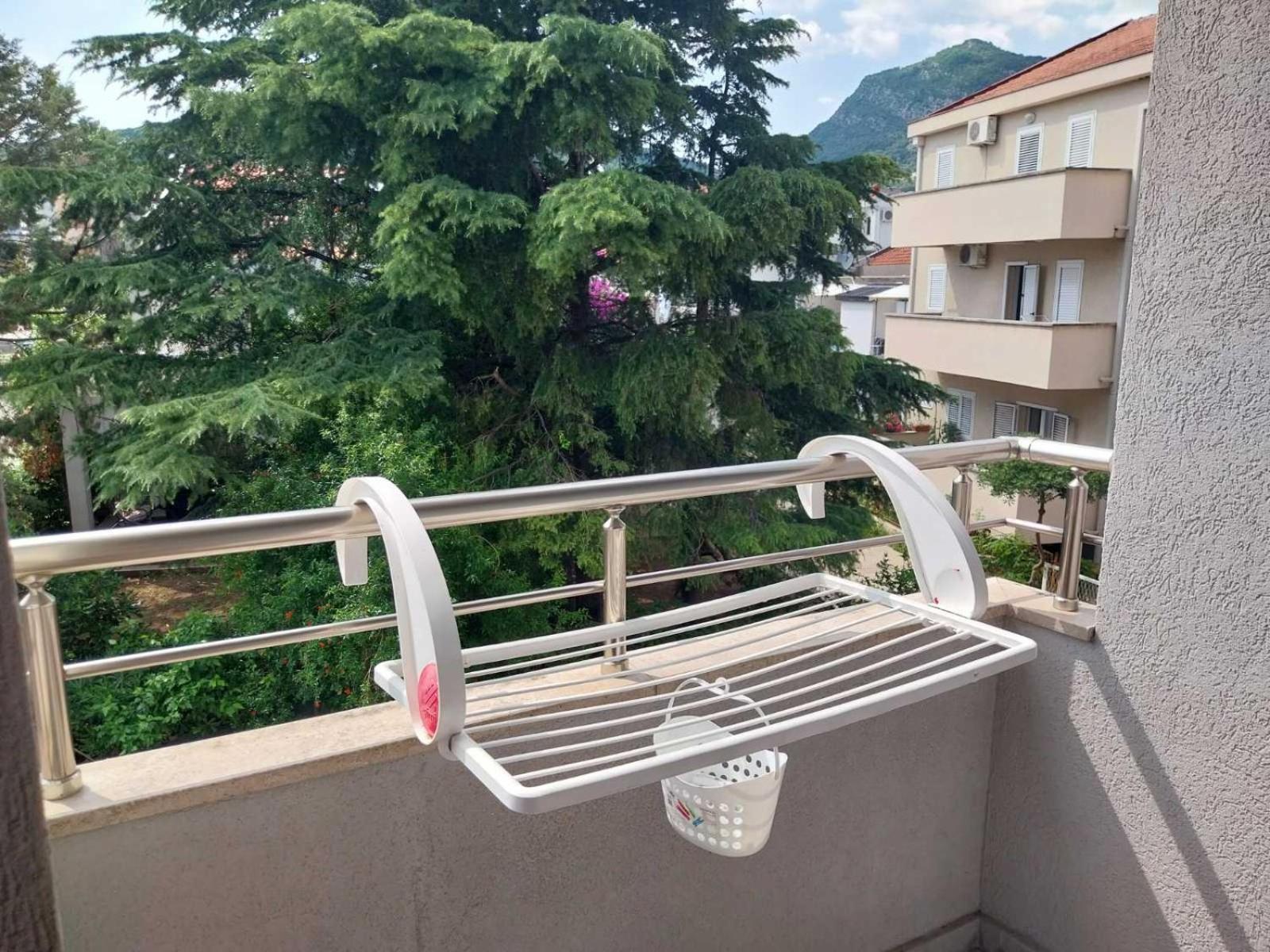 Apartman D&p With Garage Budva