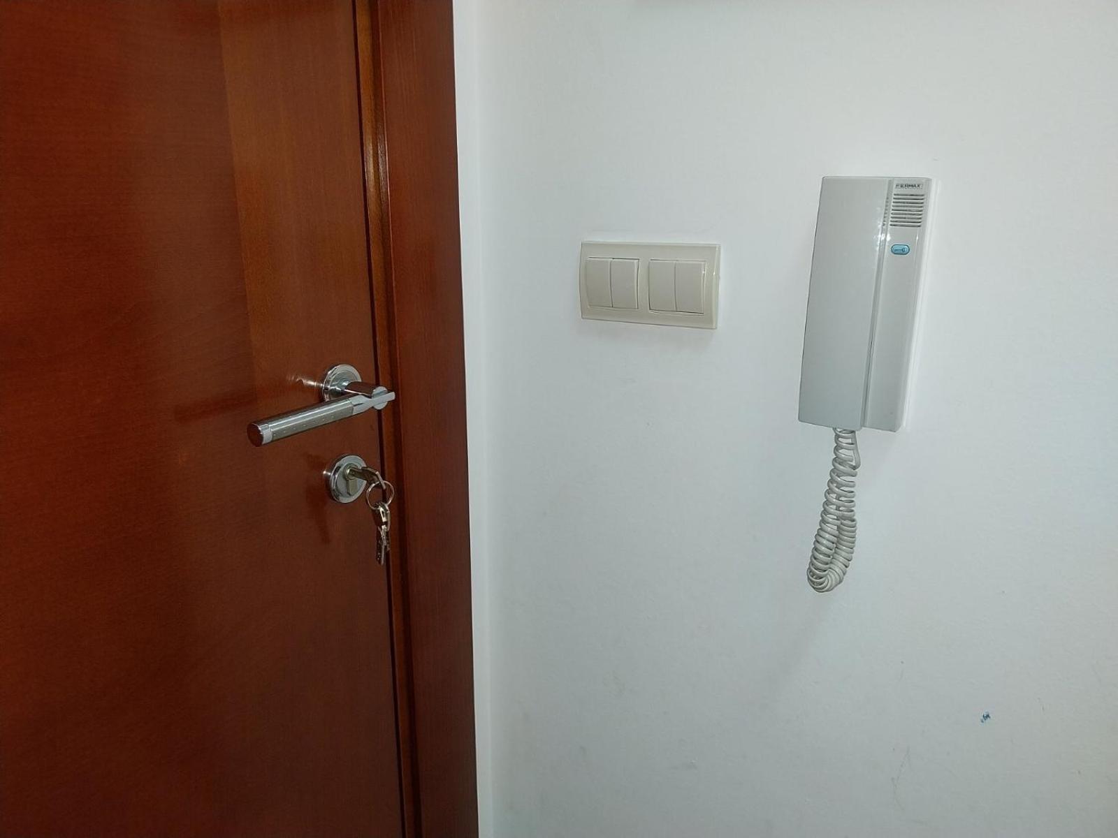 Apartman D&p With Garage Apartment
